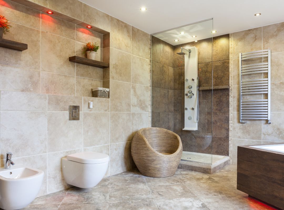 Image 2 Clean tile in bathroom