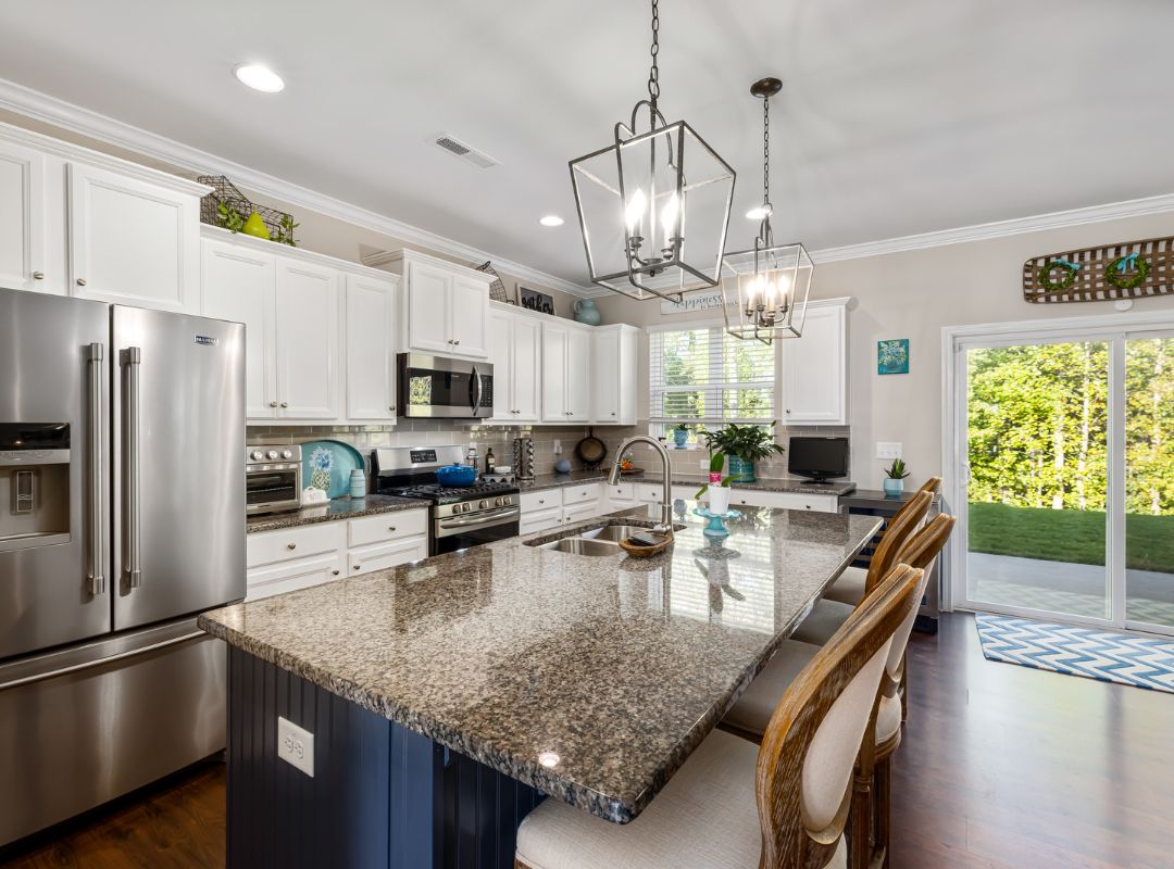 Image 2 Clean granite countertops