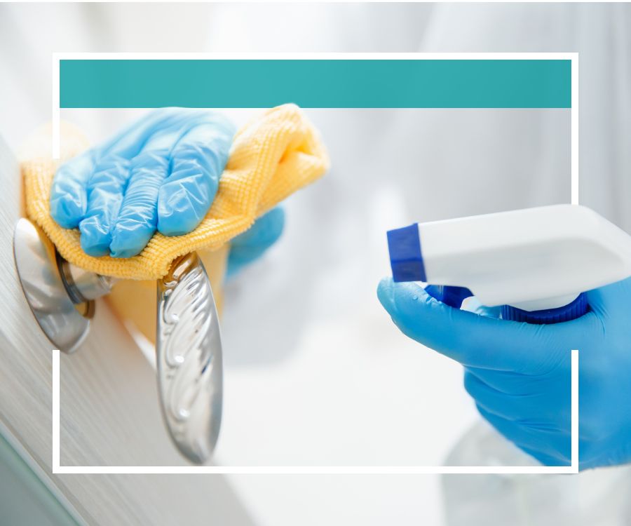 cleaning handle fixture